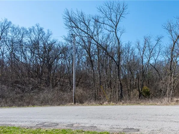 16018 Baxter Rd, Excelsior Springs, MO 64024