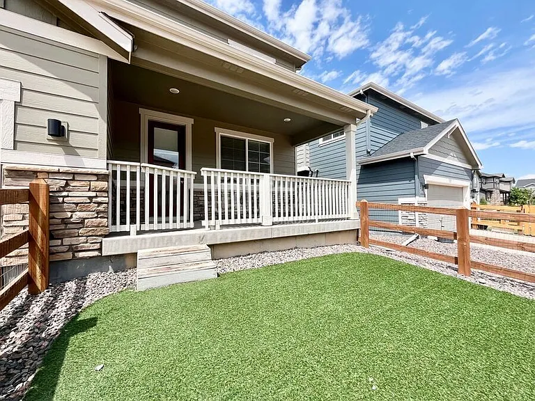 11909 Norfolk Ct — Photo 15