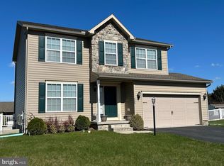 266 N Alpine Dr, York, PA 17408