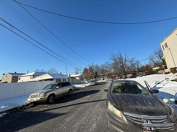 5th image of 59 E New St