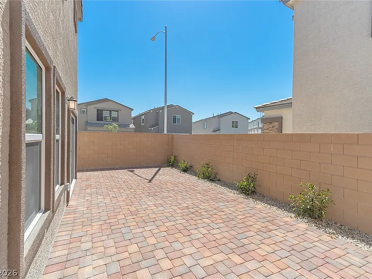 9927 Kimura Hills Ave — Photo 26