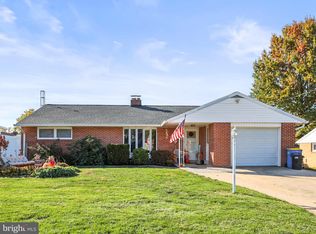 310 Edgeboro Dr, Manchester, PA 17345