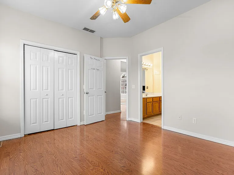 852 Silvercliff Way — Photo 47