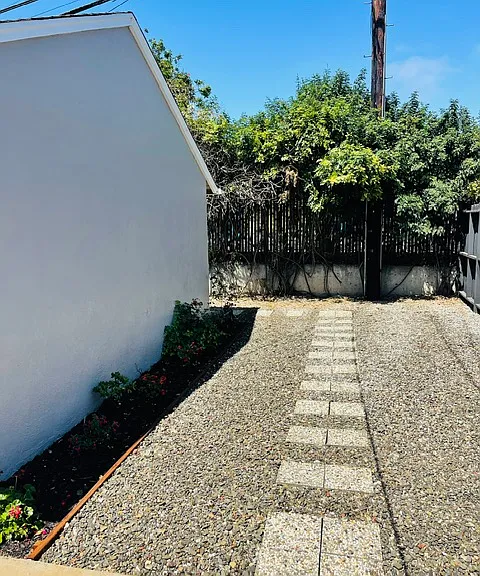 933 Lassen St #933 — Photo 8