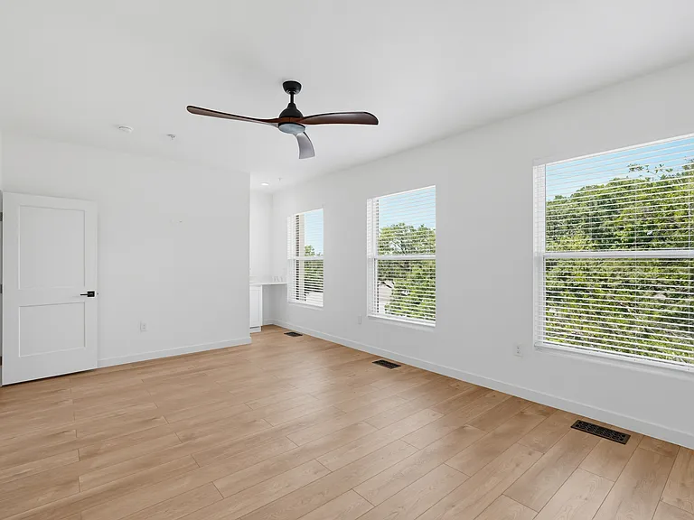504 S Oconnor Rd — Photo 18