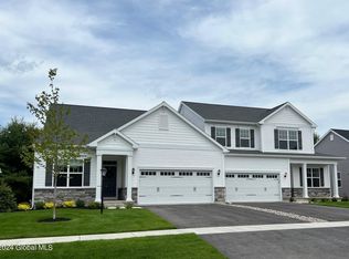 56 Daintree Dr, Saratoga Springs, NY 12866