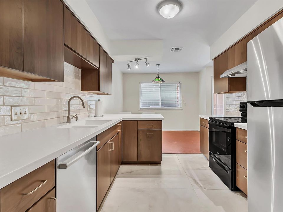 1st image of 5703 W Gate Blvd #B