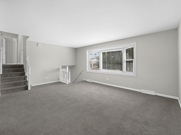 5th image of 7740 Bristol Ln