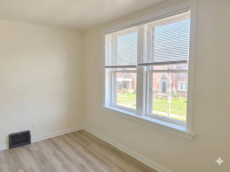 8687 Oriole Ave #2F — Photo 3