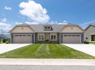640 Lambert Ct, Slinger, WI 53086