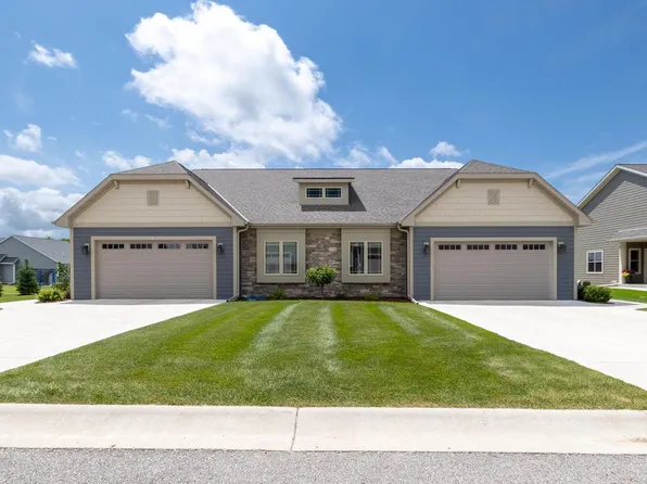 640 Lambert COURT, Slinger, WI 53086
