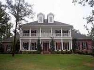 1768 Hickory Thicket Dr, Benton, AR 72019