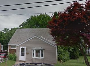 614 Hestor Dr, Pittsburgh, PA 15220