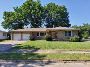 2424 Dakota Ave, Muskogee, OK 74403