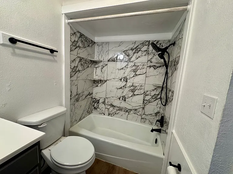 605 S Cimarron Rd #5 — Photo 11