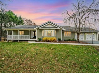 13 Little Collabar Rd, Montgomery, NY 12549