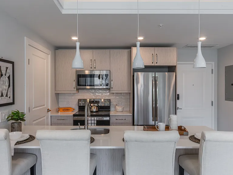 1222 N Marshall St — Photo 86