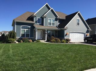3297 Sterlingwood Ln, Perrysburg, OH 43551