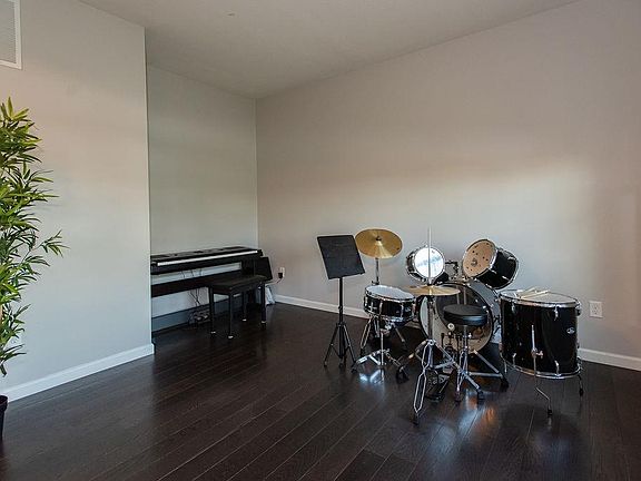 5th image of 6645 Corkwood Knl