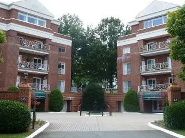 625 Worthington Dr APT 301, Charlottesville, VA 22903