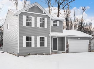 604 Arizona Blvd, Three Rivers, MI 49093