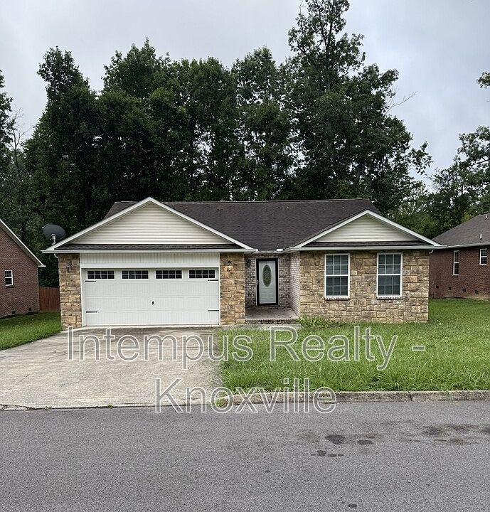 1st image of 306 Joshua Landing Ct