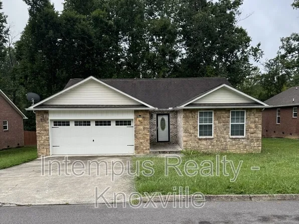 306 Joshua Landing Ct, Seymour, TN 37865