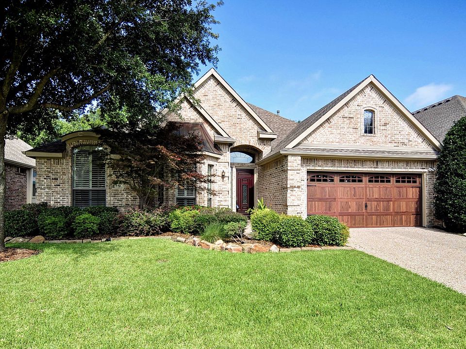 1st image of 351 Pine Valley Dr