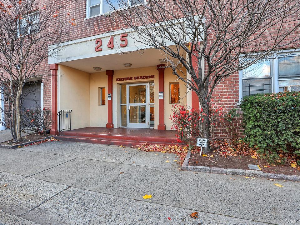 1st image of 245 Bronx River Road #7C