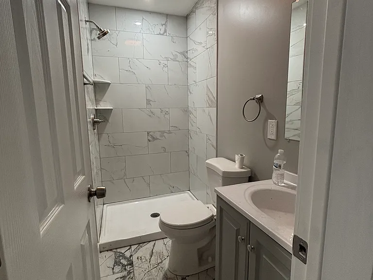 505 Herron Ave — Photo 4