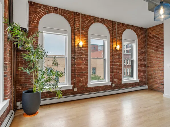 547 Congress Street #3B, Portland, ME 04101