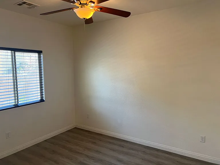 9581 Aberdeen Ridge Ct — Photo 17