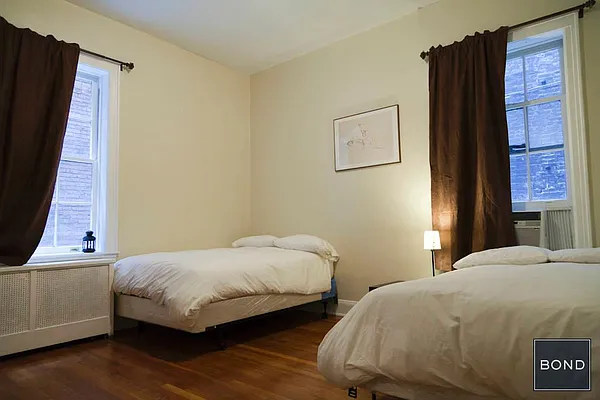 Rented by Bond New York | media 22