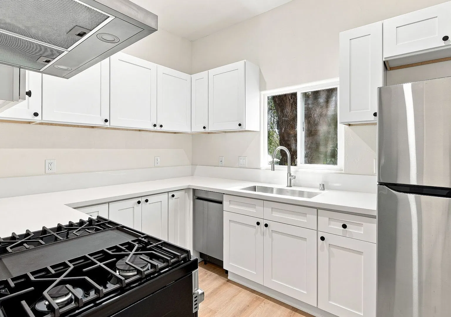 Now Leasing for the 2027 - 2028 School Year: Near Downtown San Luis Obispo and Cal Poly — Photo 1