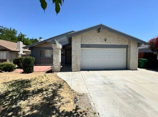 44732 12th St E, Lancaster, CA 93535