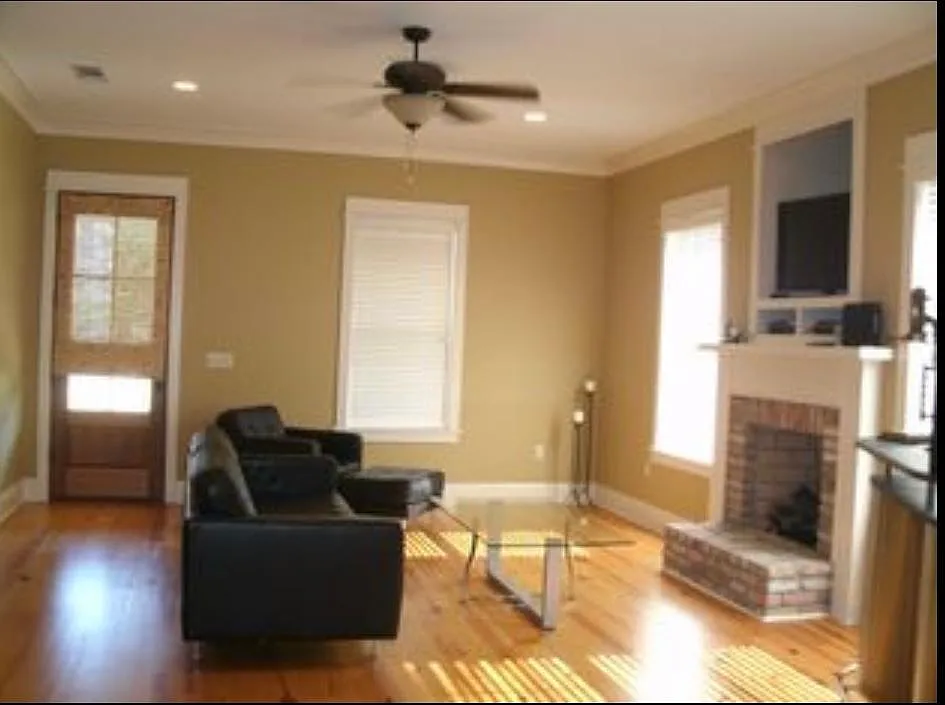 95 Bellegrass Blvd