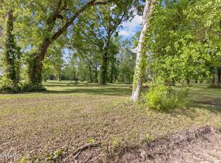 71 McVeigh Rd, Arnaudville, LA 70512