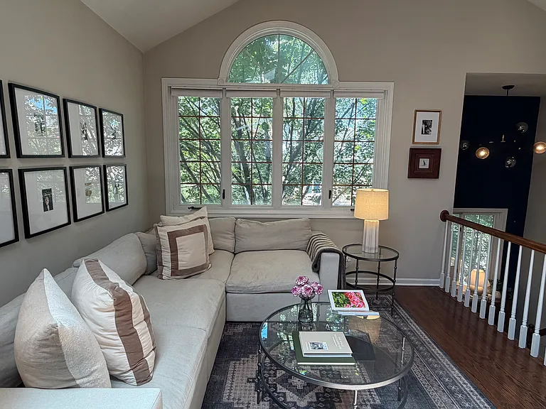 1529 N Bosworth Ave #3 — Photo 2