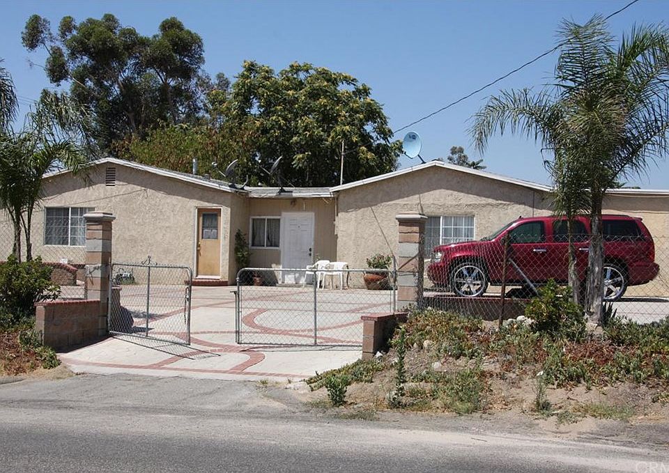 1st image of 2200 W 1st Ave