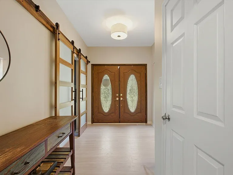 2641 Dogwood Ln — Photo 7