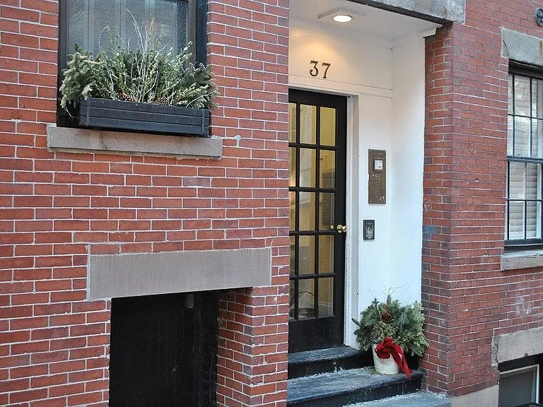 37 Grove St #1 — Photo 19