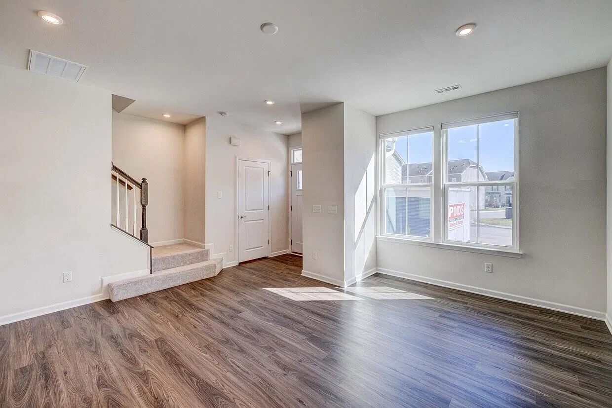 4330 Summercrest Blvd — Photo 1