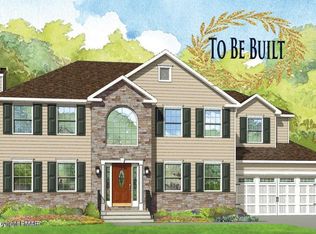 28L Eagle Path, Bushkill, PA 18324