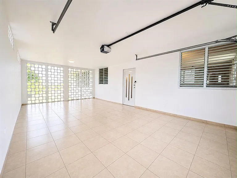 1 Saint Urb Villa Arrieta #C-51-1ST — Photo 10