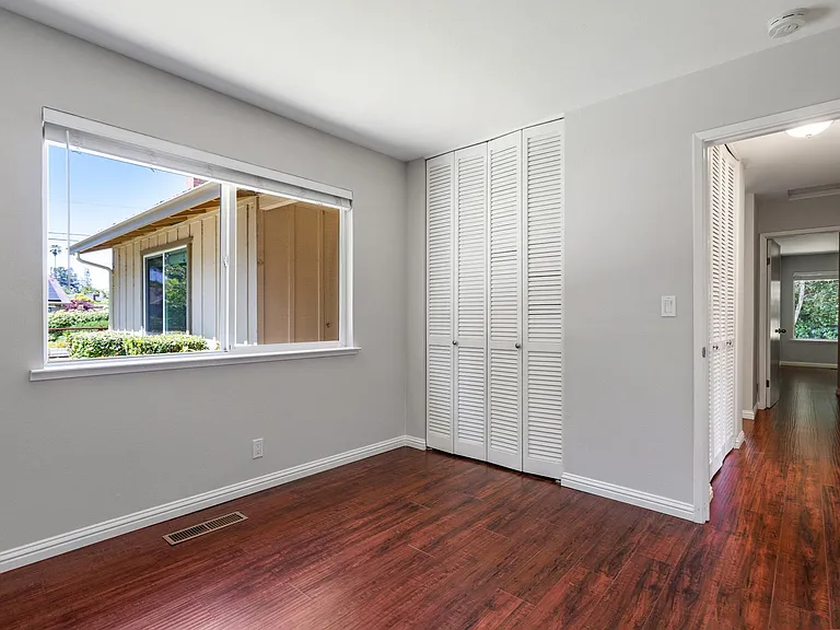 866 Woodland Ct — Photo 40