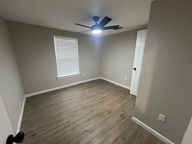 1128 Texas St — Photo 2
