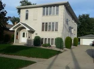 8643 Lawler Ave APT 1STFL, Burbank, IL 60459