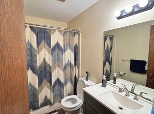 2443 109th Ave NW APT 2, Minneapolis, MN 55433