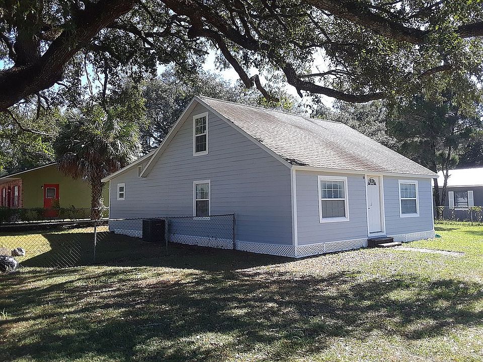 2nd image of 5722 9th St