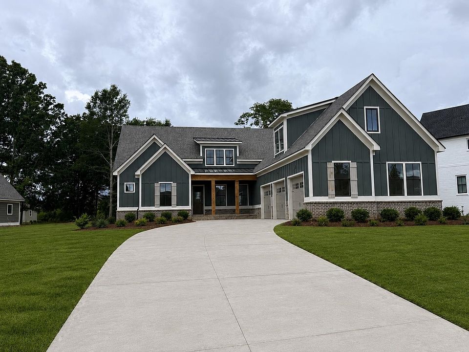 1st image of 203 Eagles Way